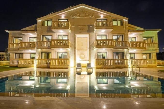 Kalender Pansion Aparthotel Fethiye Kültér fotó